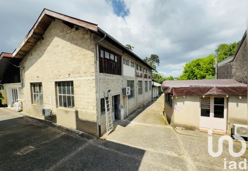 Maison - 288 m² - 12 pièces