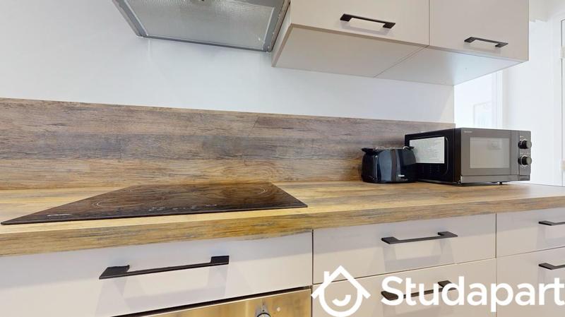 Chambre - 13 m² - 1 pièce