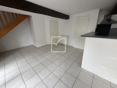 Maison - 217 m² - 9 pièces