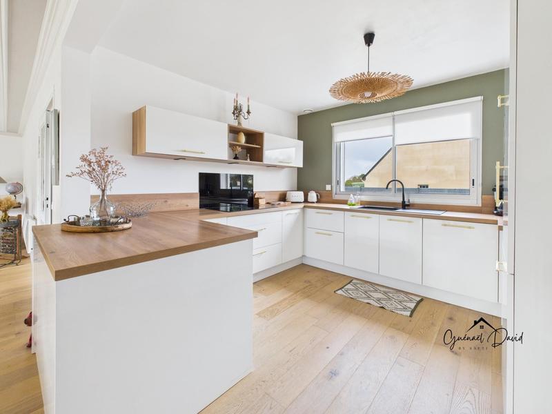 Maison - 105 m² - 5 pièces