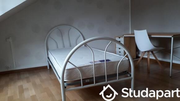 Chambre - 12 m² - 1 pièce