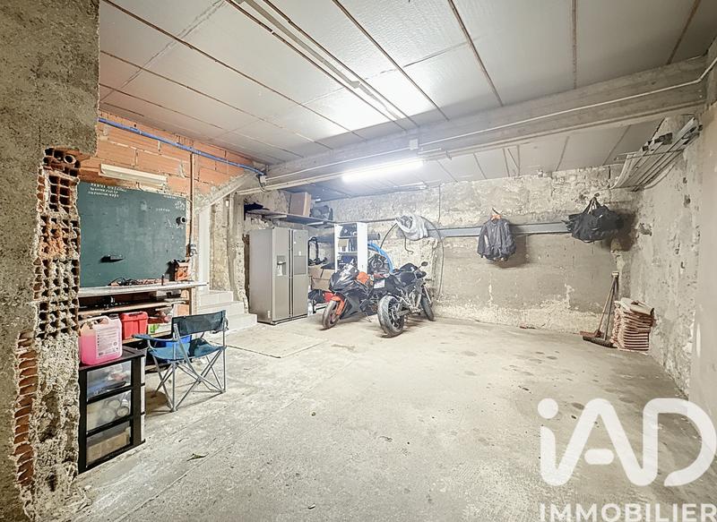 Maison - 227 m² - 8 pièces