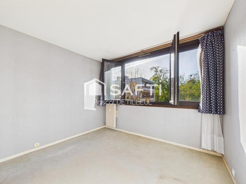 Appartement - 97 m² - 5 pièces