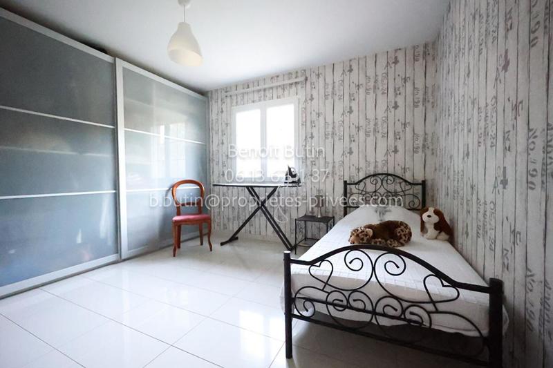 Villa - 207 m² - 8 pièces