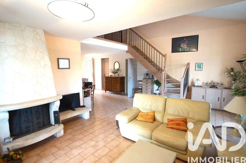 Maison - 140 m² - 6 pièces