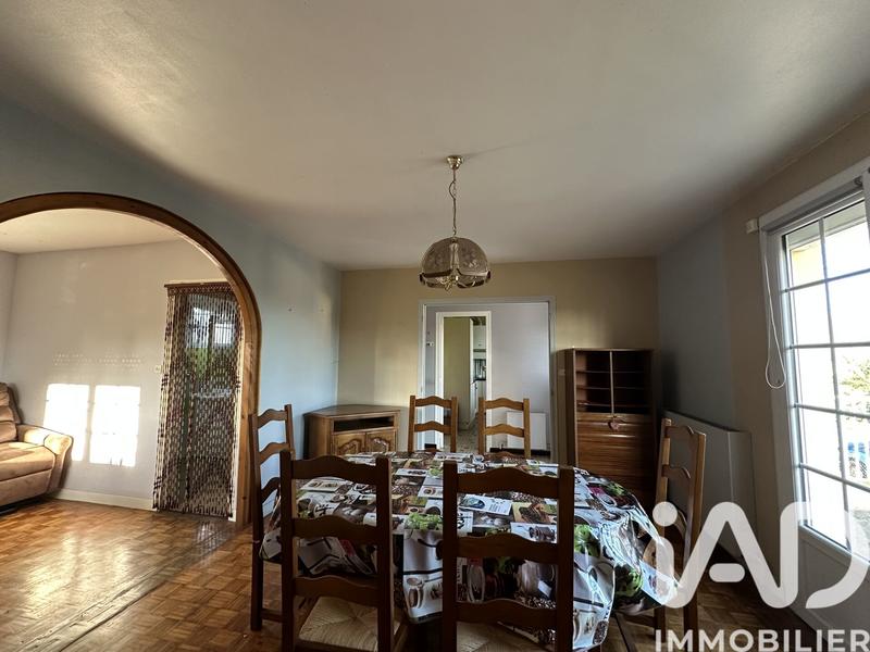 Maison - 88 m² - 6 pièces