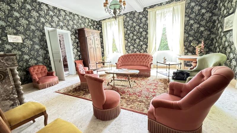 Maison de maîtres - 400 m² - 10 pièces