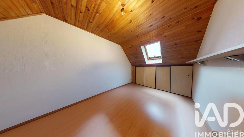 Maison - 122 m² - 7 pièces