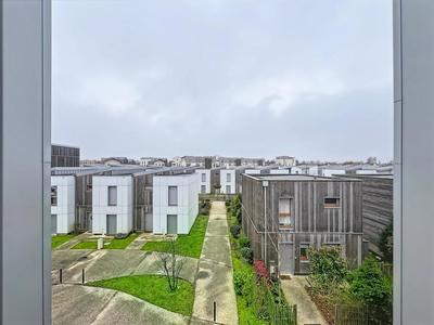 Duplex - 85 m² - 4 pièces