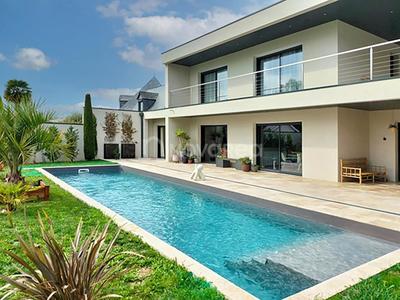 Maison - 189 m² - 7 pièces