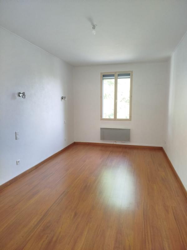 Appartement - 90 m² - 3 pièces
