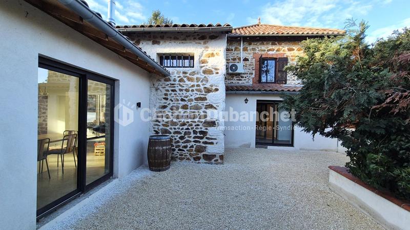 Corps de ferme - 213 m² - 7 pièces