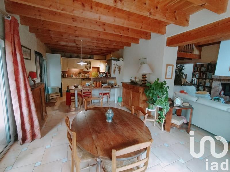 Maison - 355 m² - 16 pièces