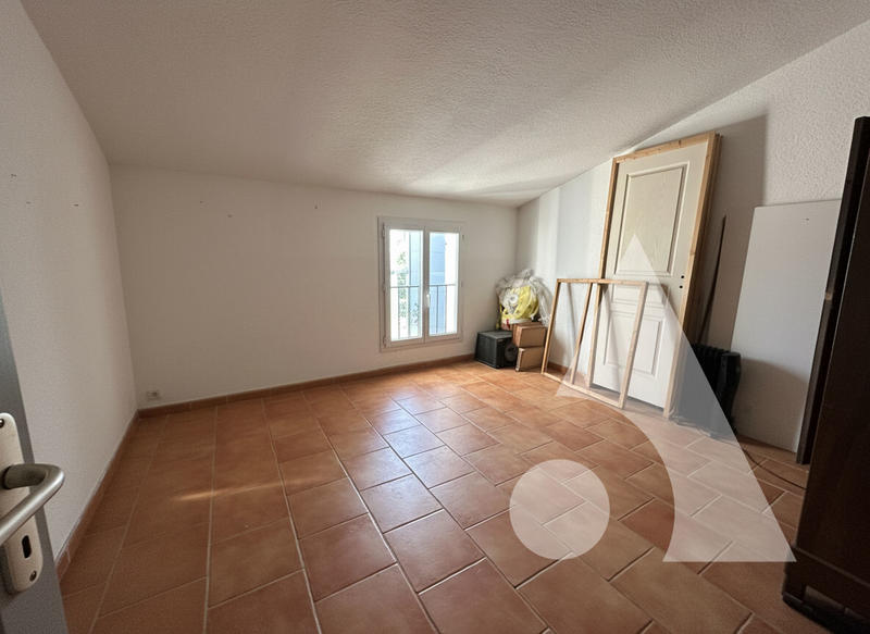 Maison - 182 m² - 8 pièces