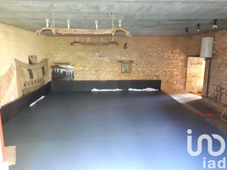 Maison - 650 m² - 15 pièces