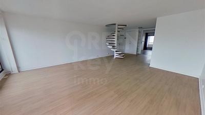 Appartement - 139 m² - 6 pièces