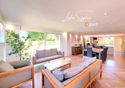 Maison - 177 m² - 8 pièces