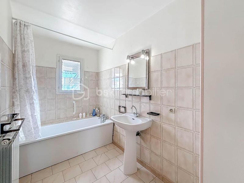 Maison - 138 m² - 6 pièces