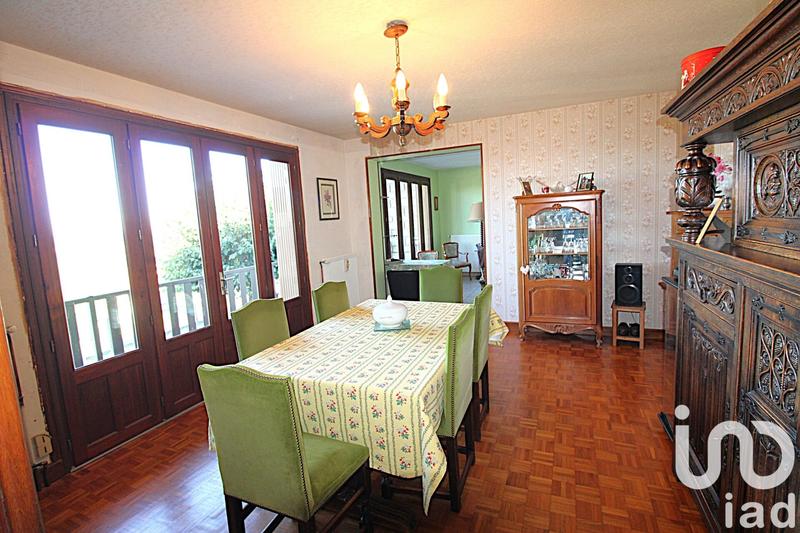 Maison - 126 m² - 8 pièces