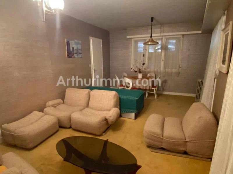 Maison - 400 m² - 12 pièces