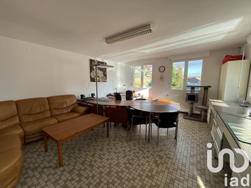 Maison - 250 m² - 4 pièces