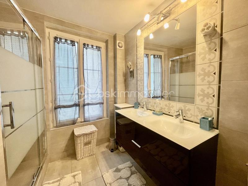 Maison de ville - 179 m² - 6 pièces