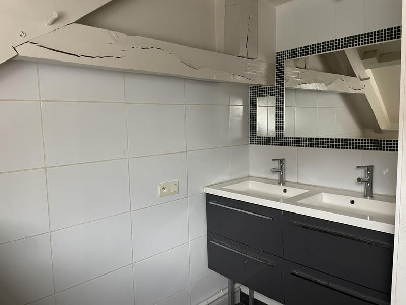 Appartement - 60 m² - 4 pièces