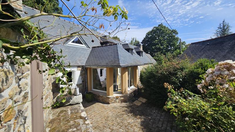 Propriété - 114 m² - 7 pièces