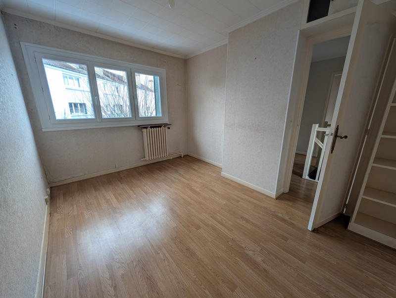 Maison - 111 m² - 5 pièces