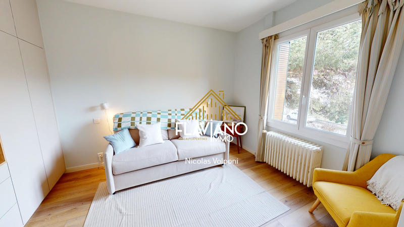 Appartement - 108 m² - 4 pièces