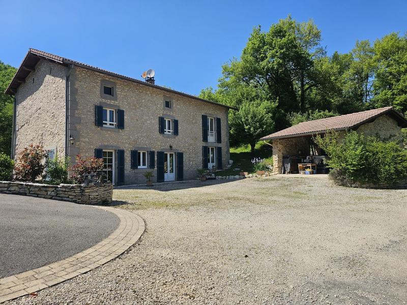 Maison - 158 m² - 6 pièces