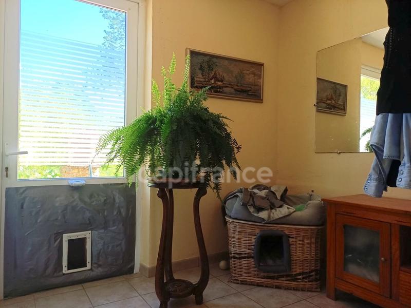 Maison - 220 m² - 7 pièces