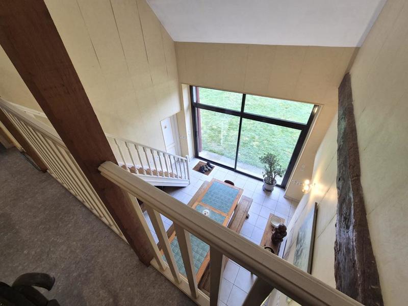 Maison - 312 m² - 12 pièces