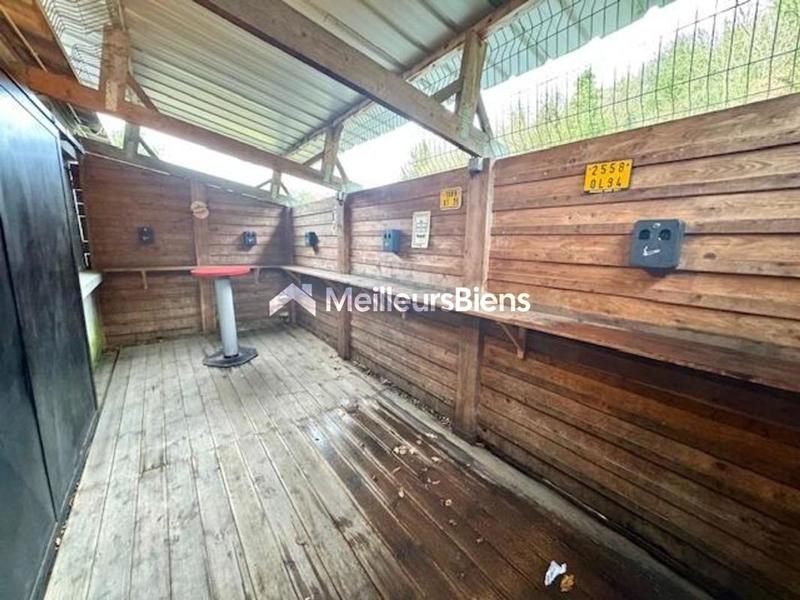 Magasins - 174 m² - 5 pièces