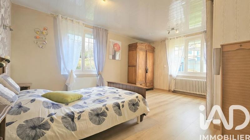 Maison - 120 m² - 6 pièces