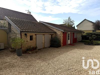 Maison - 200 m² - 8 pièces