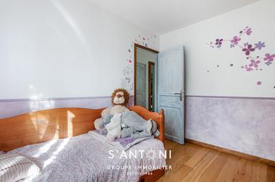 Maison - 98 m² - 4 pièces