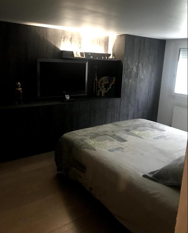 Maison - 196 m² - 7 pièces