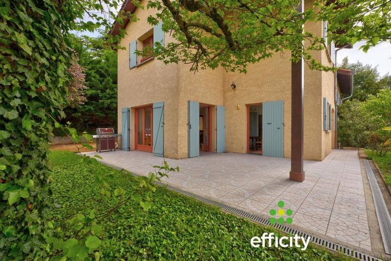 Villa - 166 m² - 7 pièces