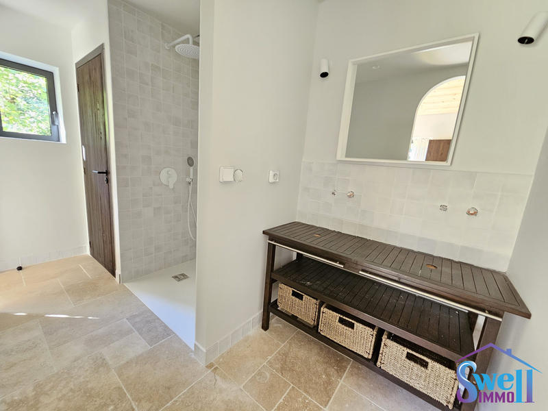 Maison - 165 m² - 6 pièces