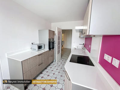 Appartement - 102 m² - 5 pièces