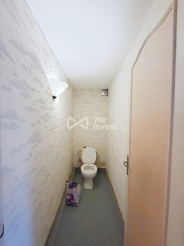 Maison - 217 m² - 8 pièces