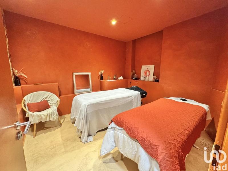 Local commercial - 221 m²