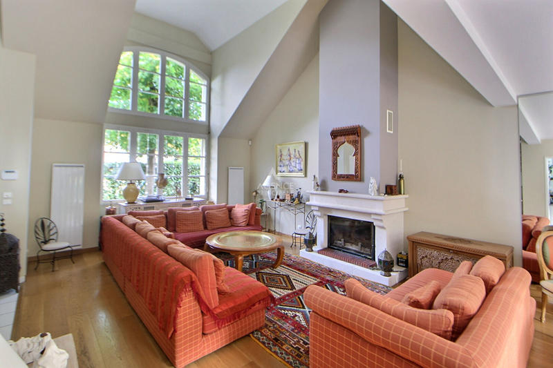 Villa - 180 m² - 7 pièces