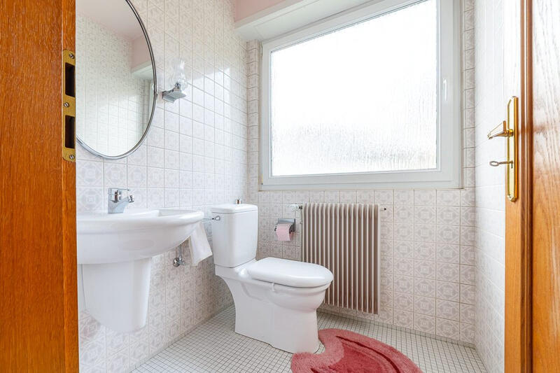 Maison - 249 m² - 7 pièces