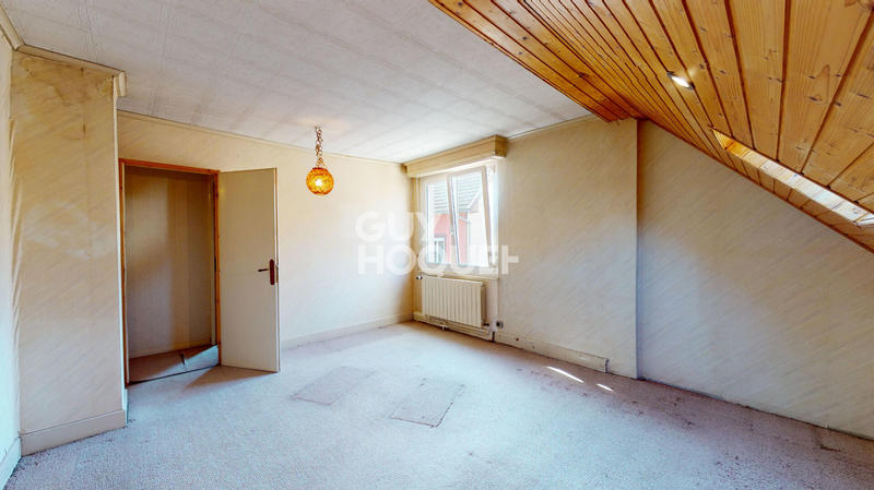Maison - 103 m² - 5 pièces