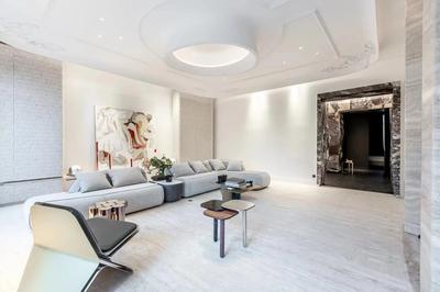 Appartement - 260 m² - 6 pièces