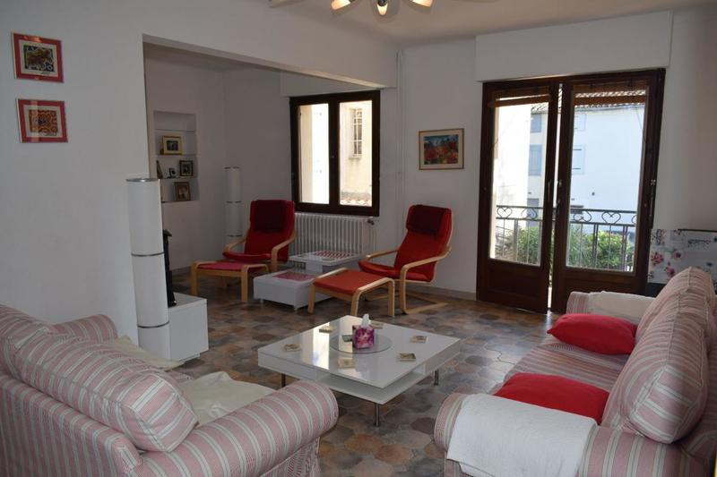 Maison - 143 m² - 8 pièces