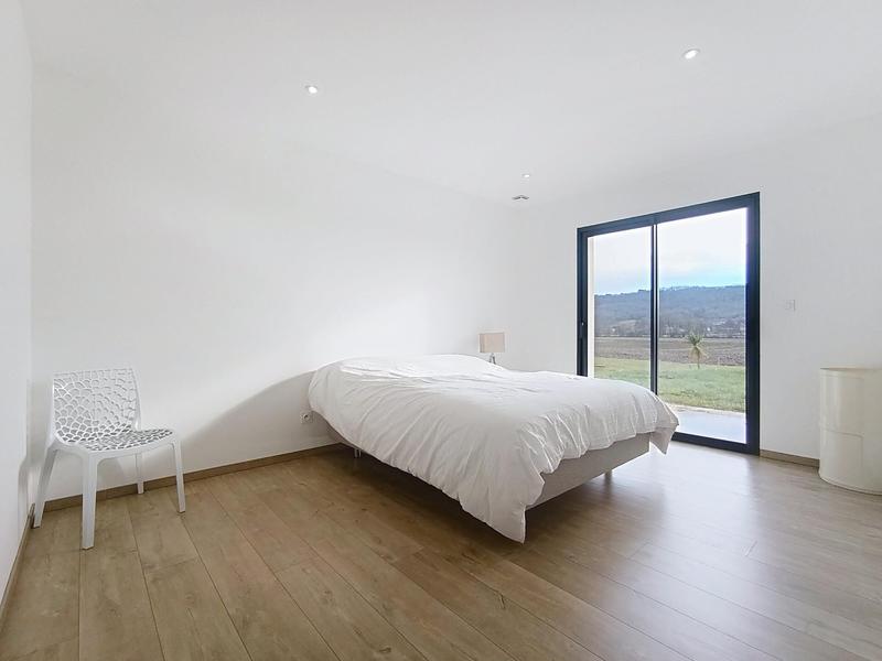 Maison - 120 m² - 4 pièces