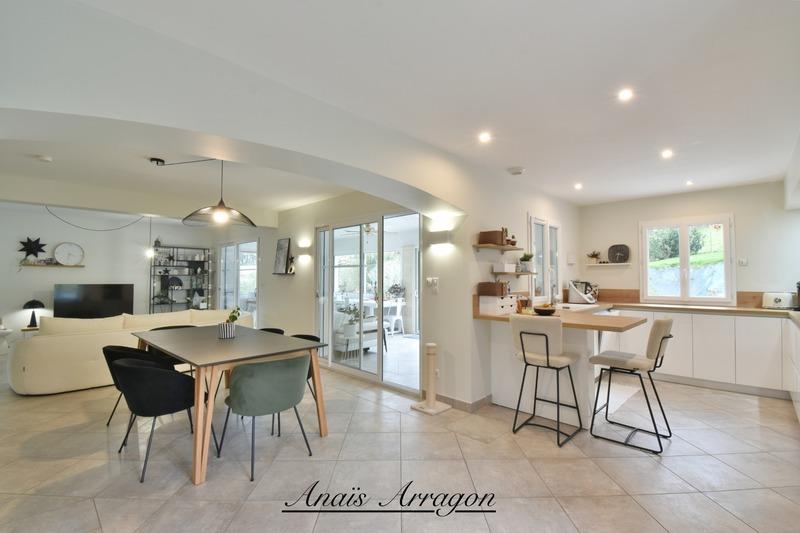 Maison - 162 m² - 5 pièces